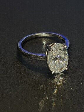 4CWT oval-cut moissanite Engagement Ring . S925 Solid Silver